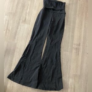 NWOT AERIE SUPER FLARE HI-RISE FLARE LEGGING